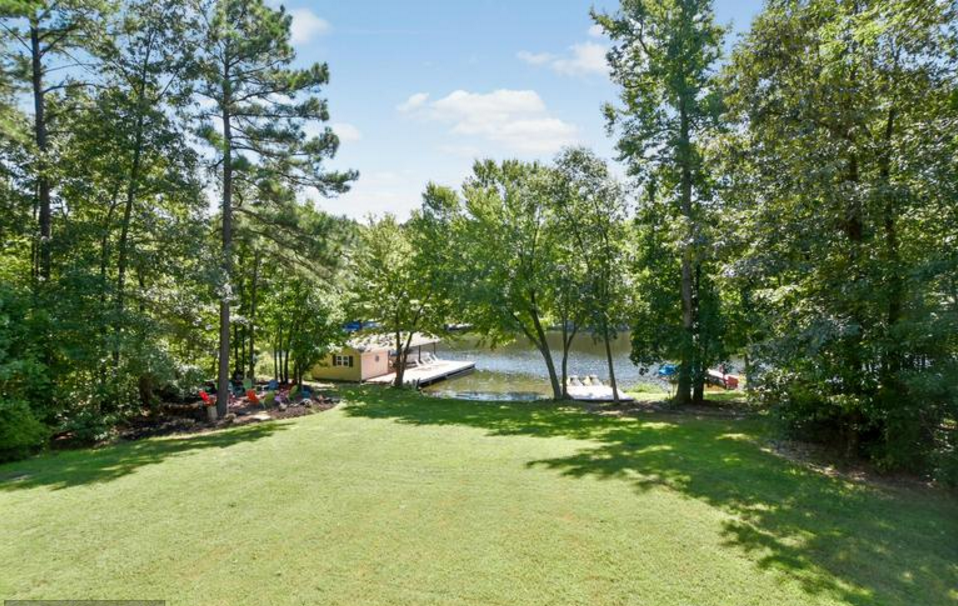 Beautiful Waterfront Home At Lake Anna Realtycoo